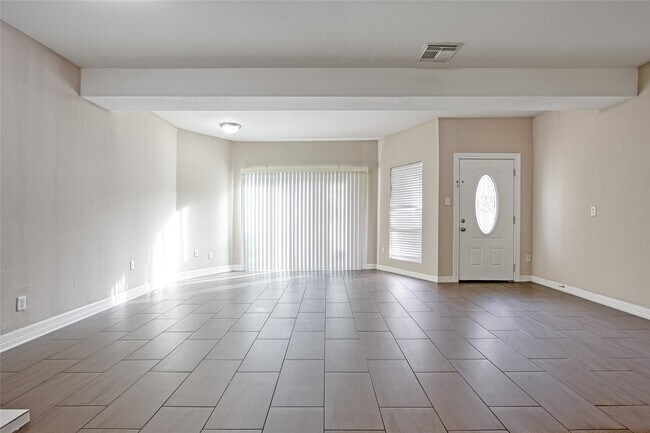 Building Photo - 12625 Memorial Dr