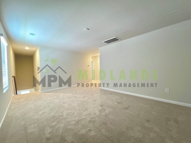 Building Photo - 142 Parkwood Ct