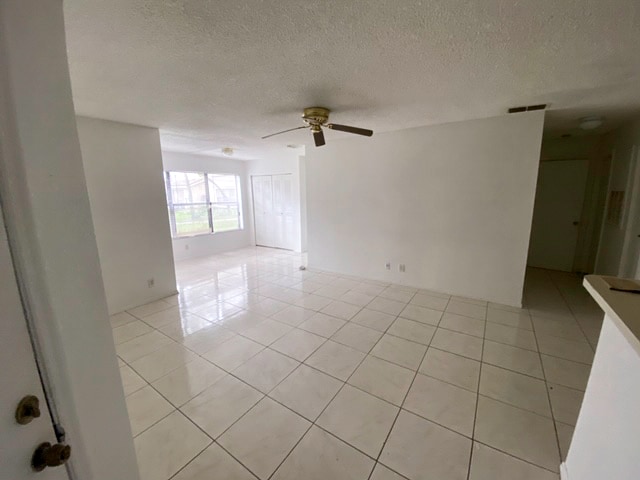 Building Photo - 2866 S University Dr