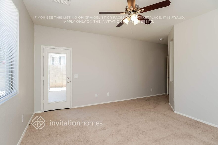 Building Photo - 3881 S Dew Drop Ln