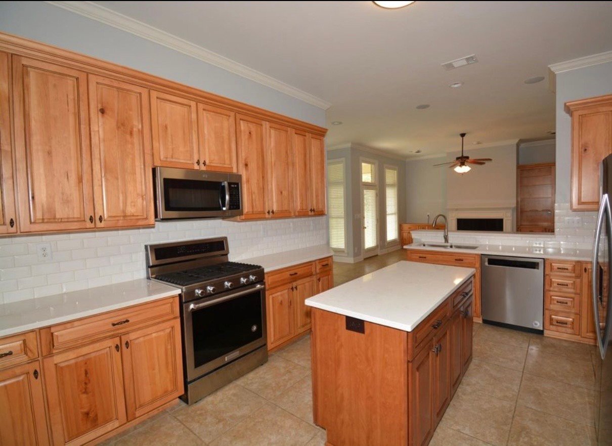 Building Photo - 2206 Wyndgate Dr