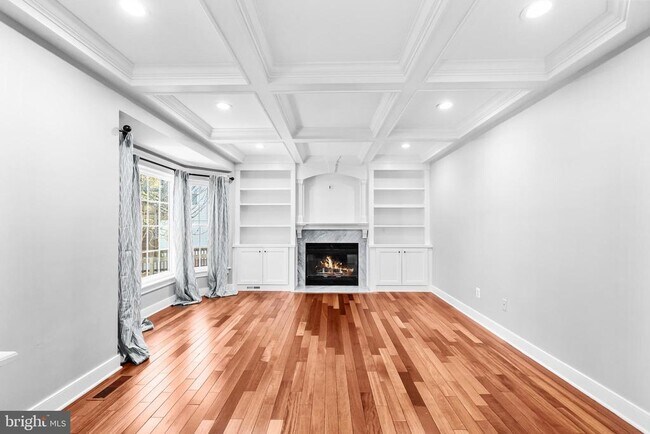 Building Photo - 46564 Hampshire Station Dr