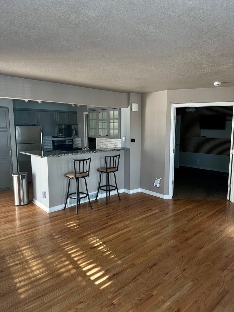 Building Photo - 13762 E Lehigh Ave