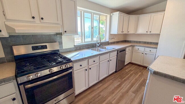 Building Photo - 25120 Charina Ln