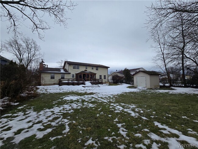 Building Photo - 2287 Long Rd