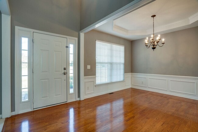 Building Photo - COMING SOON! 3- or 4-bed/3.5-bath in Brent...