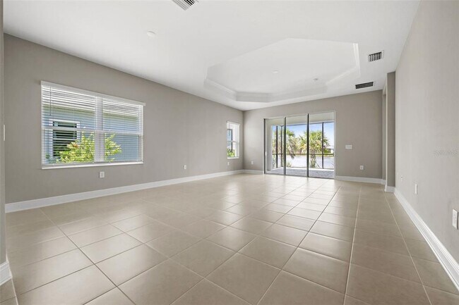 Building Photo - 10072 Lake Wales Cir