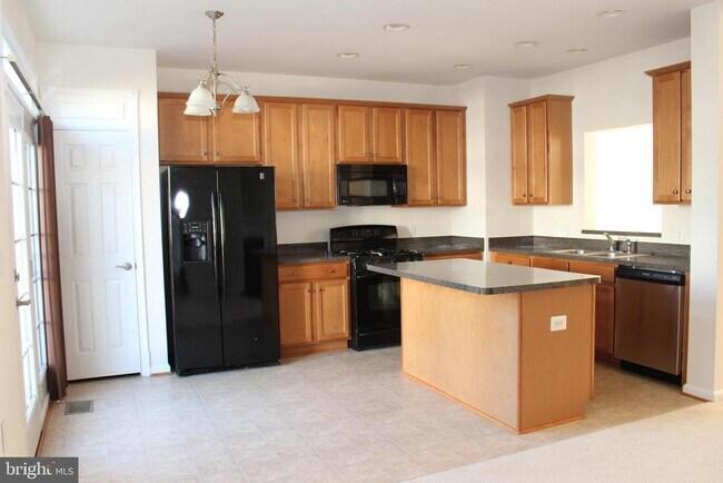 Building Photo - 16382 Gangplank Ln