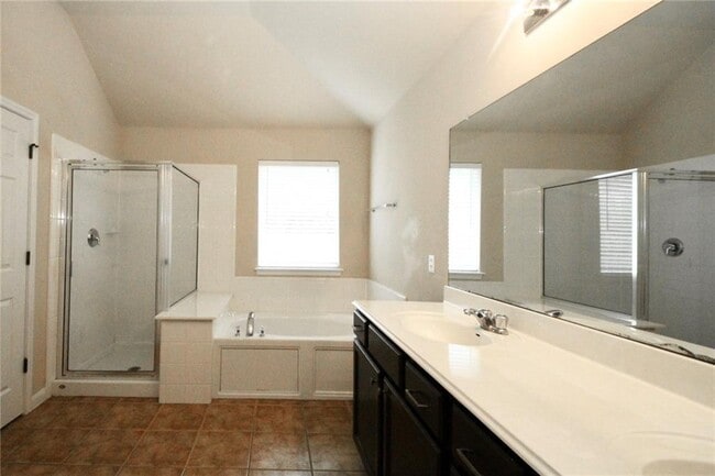 Building Photo - 3728 Pine Needle Cir