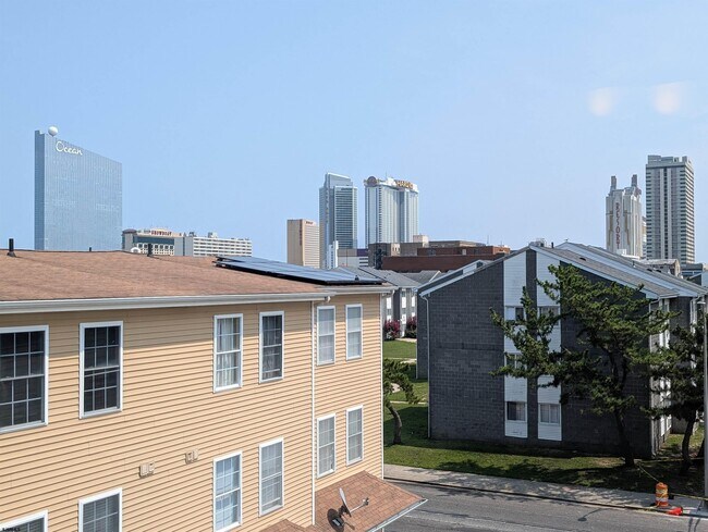 Building Photo - 203 N South Carolina Ave
