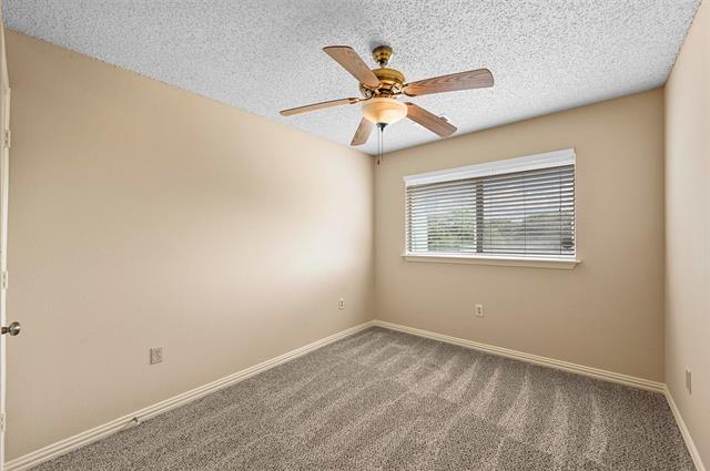 Building Photo - 902 Wentwood Dr