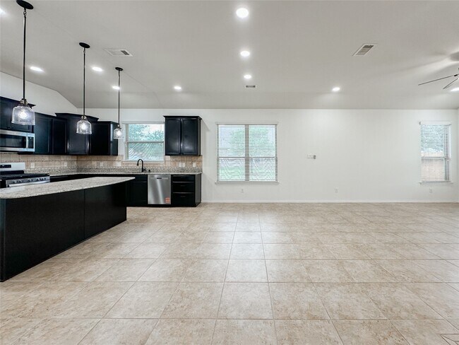 Building Photo - 25322 Alverstone Drive