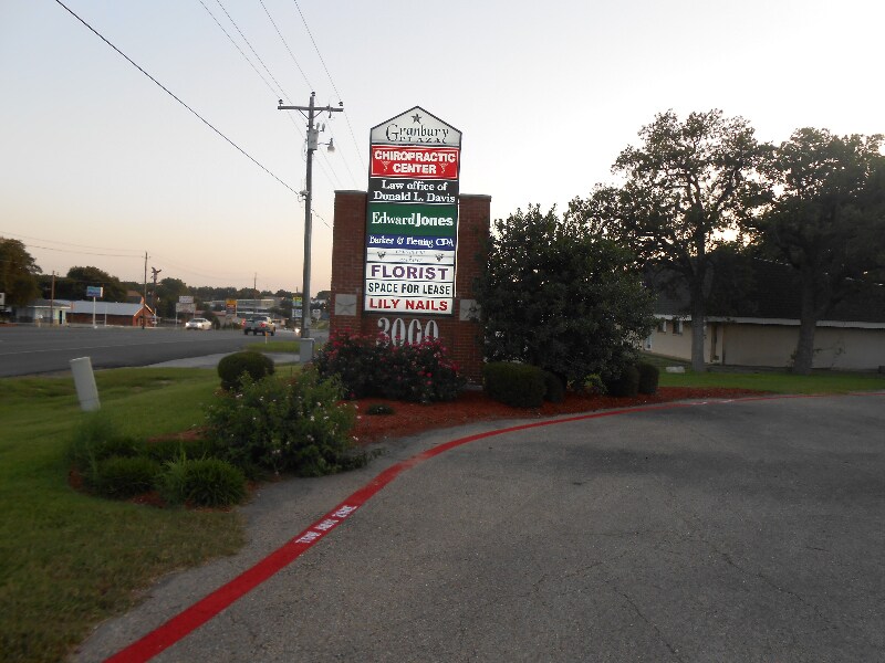 Building Photo - 3014 East US Hwy 377