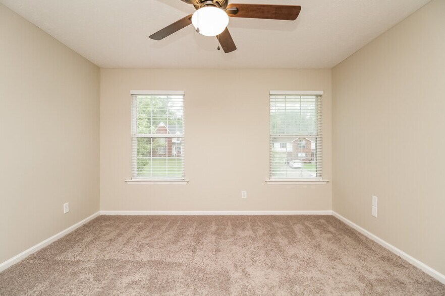 Building Photo - 111 Springfield Dr