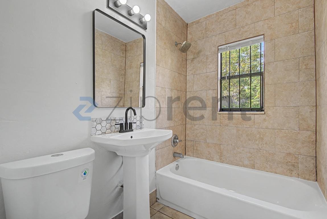 Building Photo - 943 NW 63rd St