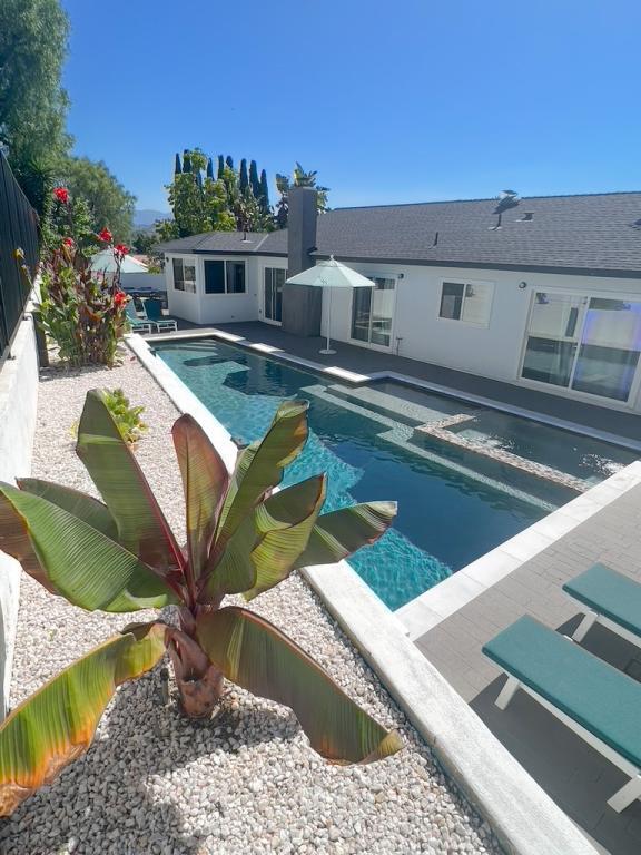 Building Photo - 25761 Serenata Dr