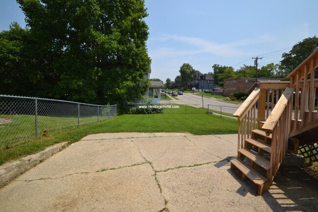 Building Photo - Updated 2 Bedroom home in Cheviot