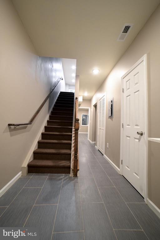 Building Photo - 1808 Willington St