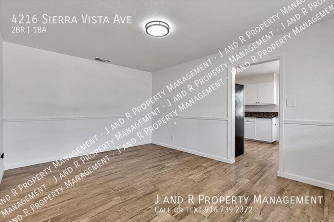 Building Photo - 4216 Sierra Vista Ave