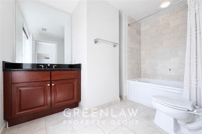 Building Photo - 195 14th St NE