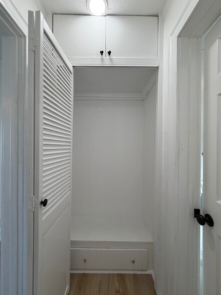 Building Photo - 617 W 17th St