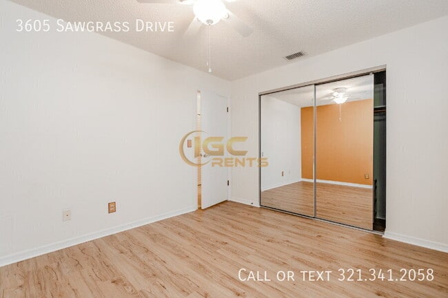 Building Photo - 3605 Sawgrass Dr