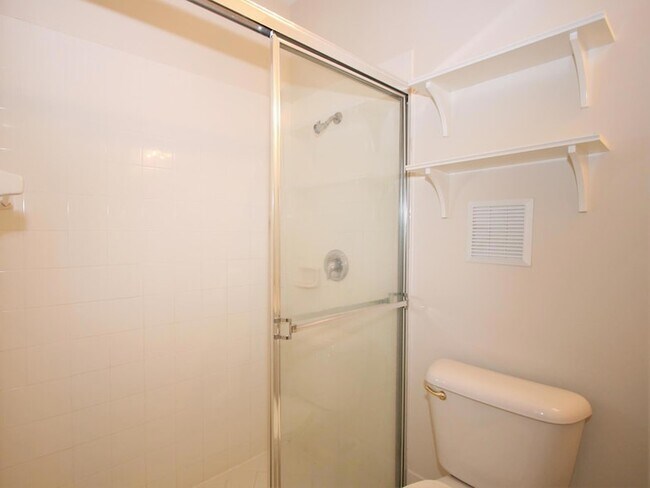 Building Photo - 1562 Grande Cull Way