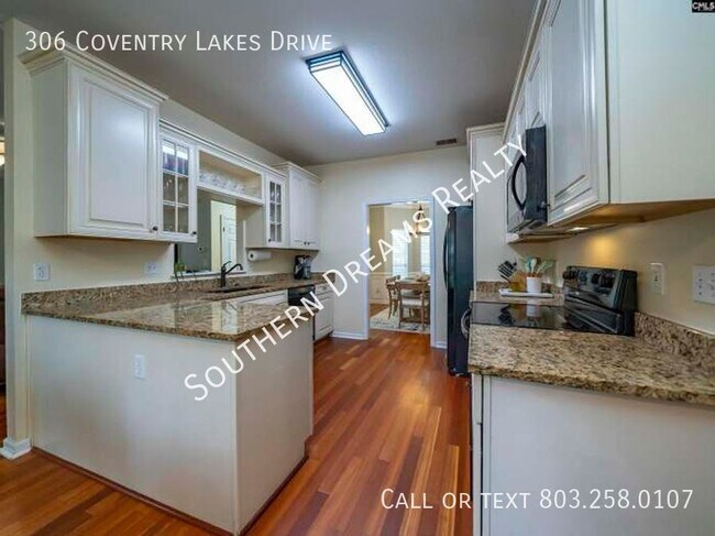 Building Photo - 306 Coventry Lake Dr