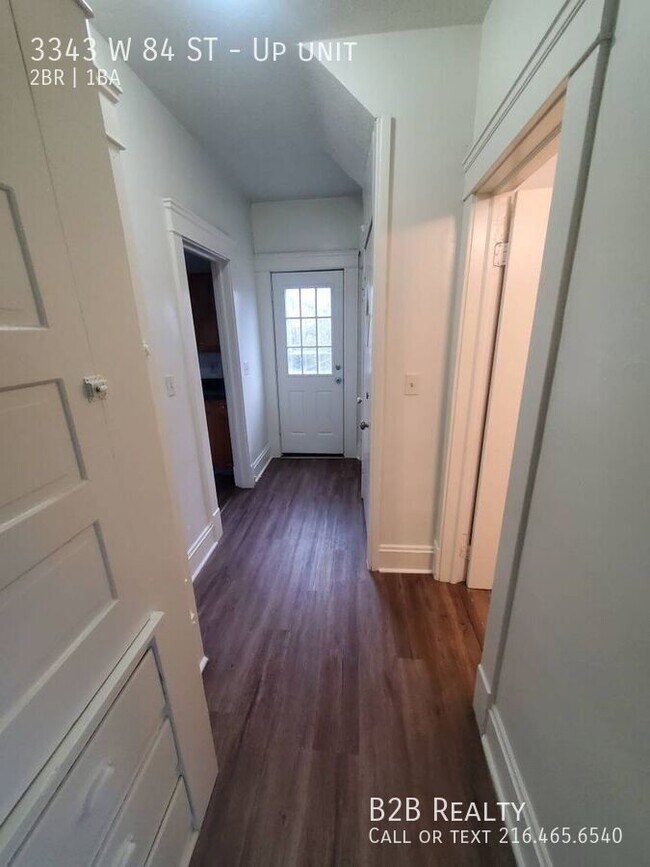 Building Photo - 3343 W 84th St