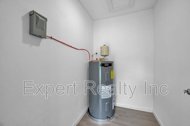 Building Photo - 5712 Monte Sano Dr