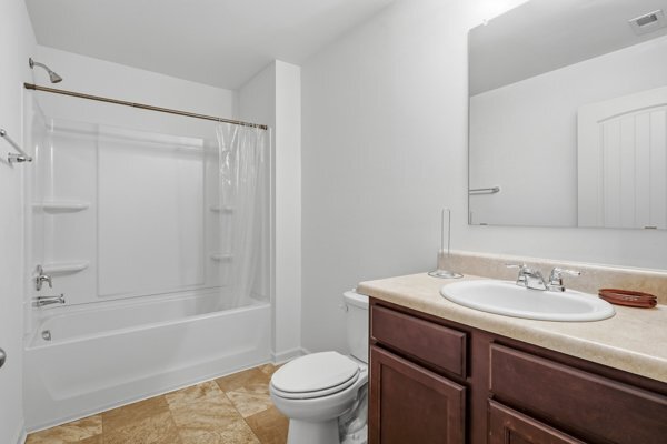 Building Photo - 4599 Woodford Cir