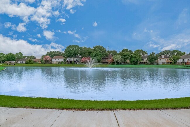 Building Photo - 23035 Canal Rd