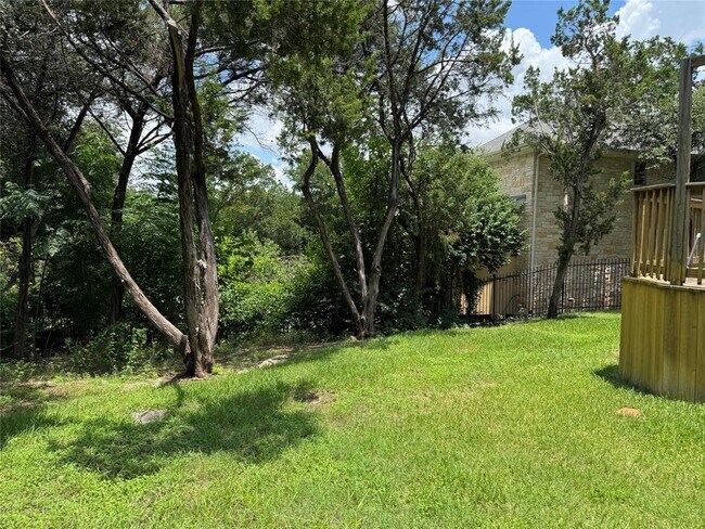 Building Photo - 10913 Sans Souci Pl