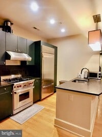 Building Photo - 2516 Q St NW