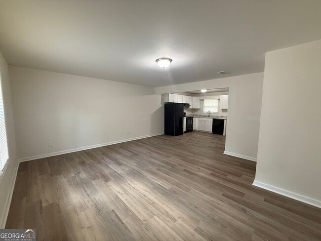 Building Photo - 345 Rustwood Dr