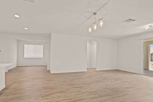 Building Photo - New Home in Gated Indian Palm Country Club