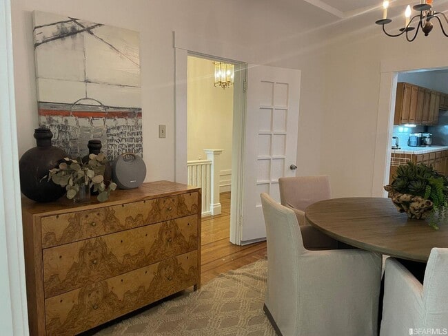 Building Photo - 272 25th Ave