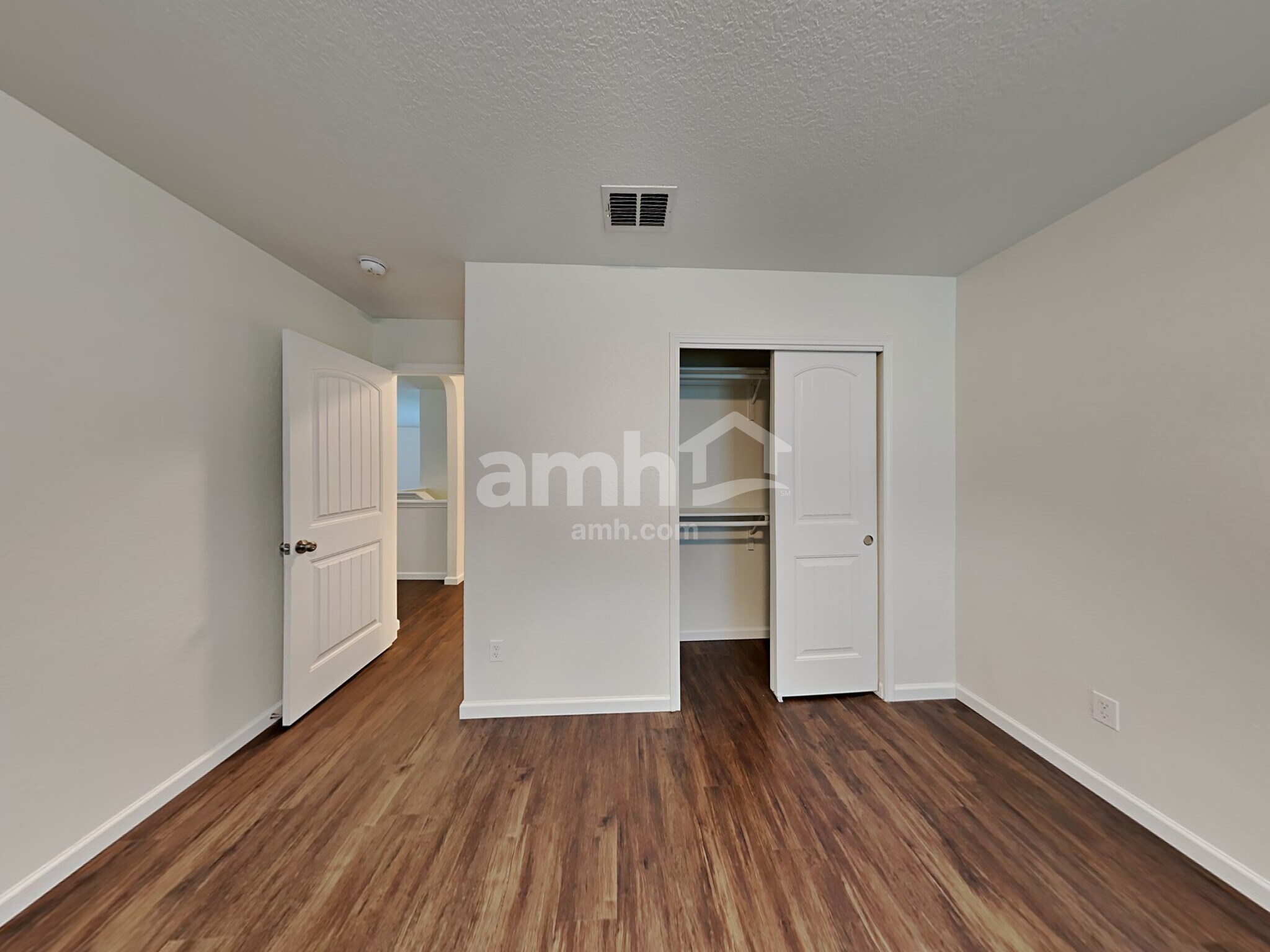 Building Photo - 2417 York Bend