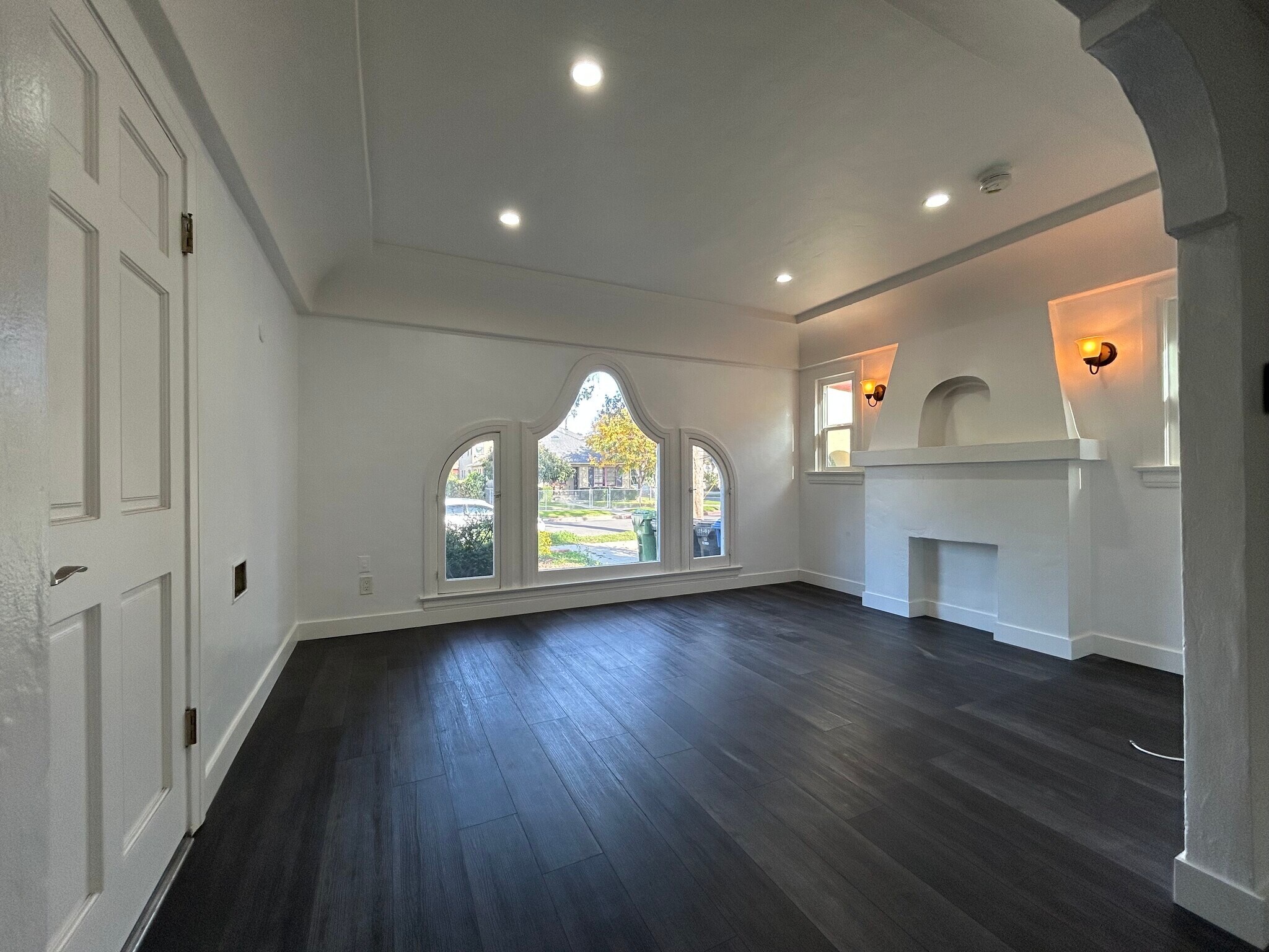 Building Photo - 3308 Glenhurst Ave