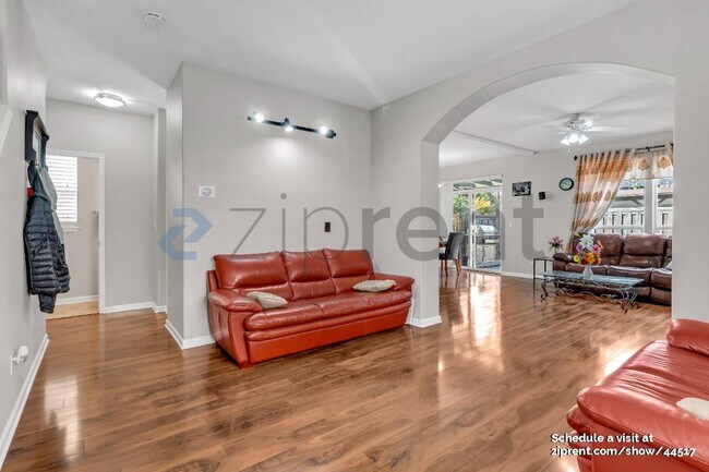 Building Photo - 3963 NW 148th Pl