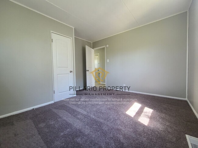 Building Photo - 3522 N Olney St
