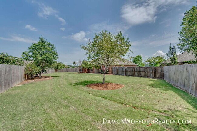 Building Photo - 107 Emery Drive