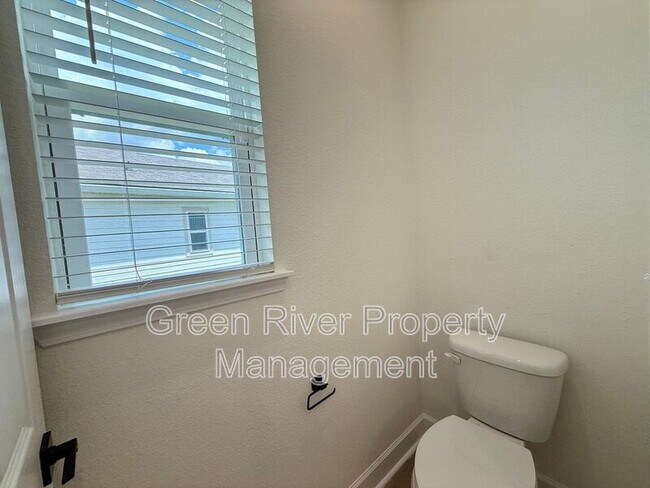 Building Photo - 3435 Auvenshine Wy