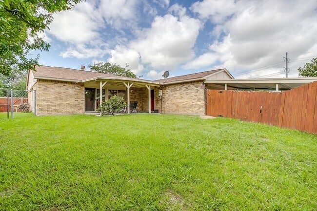 Building Photo - 5316 N Colony Blvd
