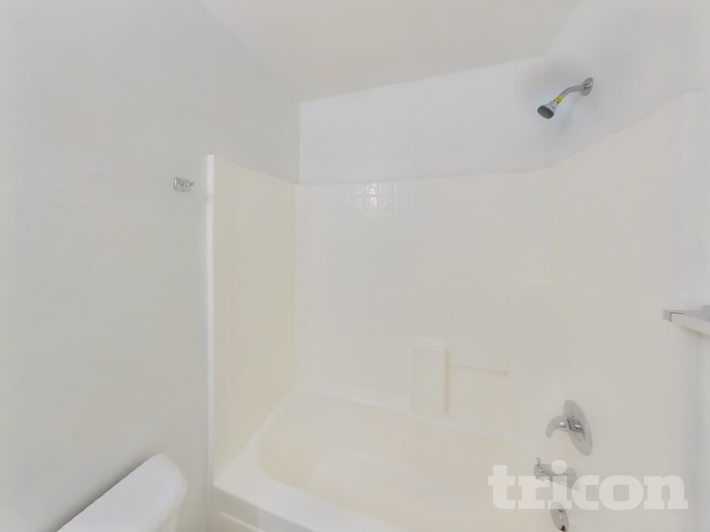 Building Photo - 12367 W Turney Ave