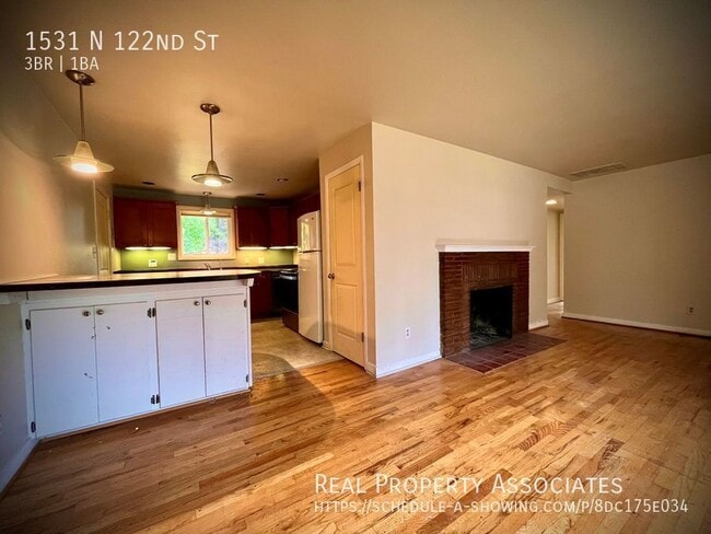Building Photo - 1531 N 122nd St