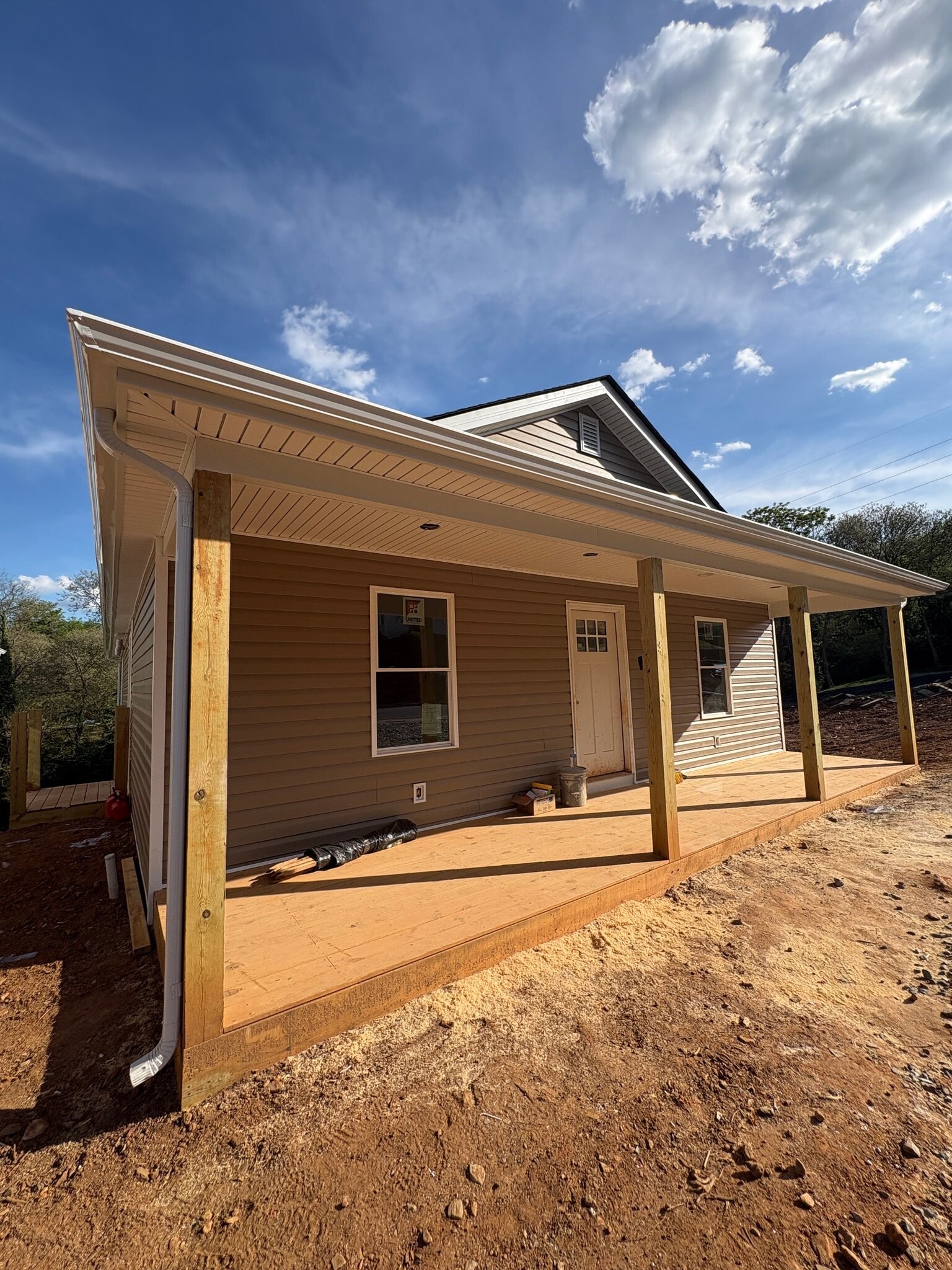 Building Photo - 1008 8th St