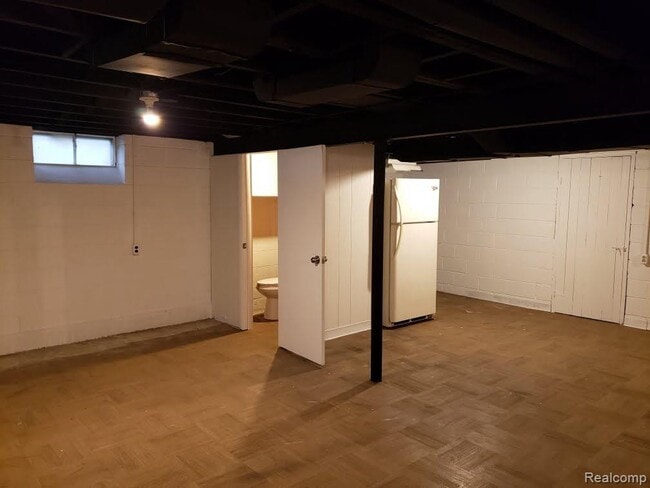 Building Photo - 4418 S Verona Cir