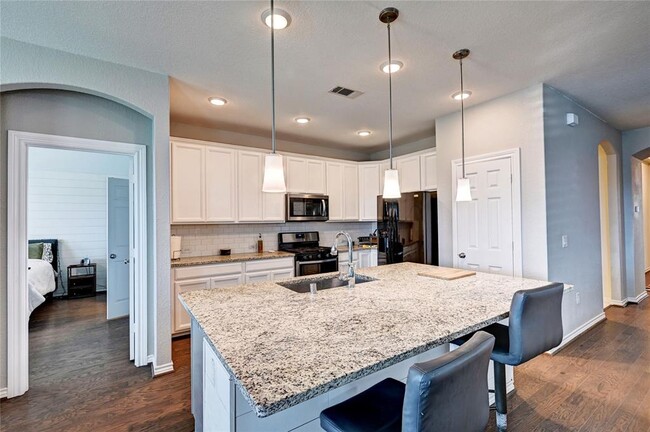 Building Photo - 23847 Northwood Terrace Ln