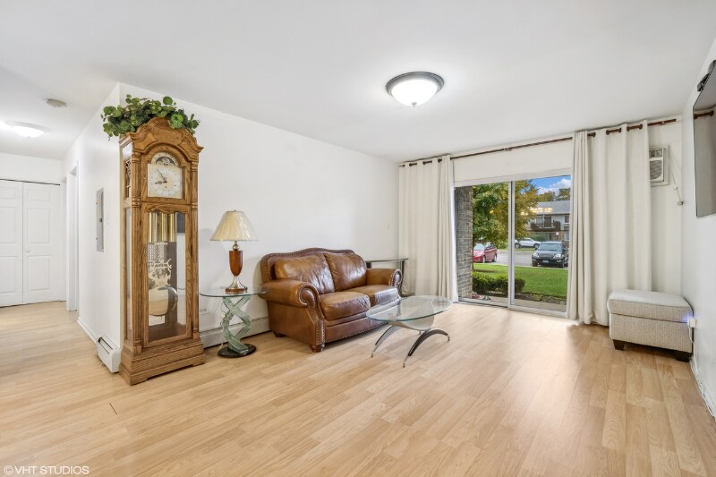 Building Photo - 931 Jonathan Ct